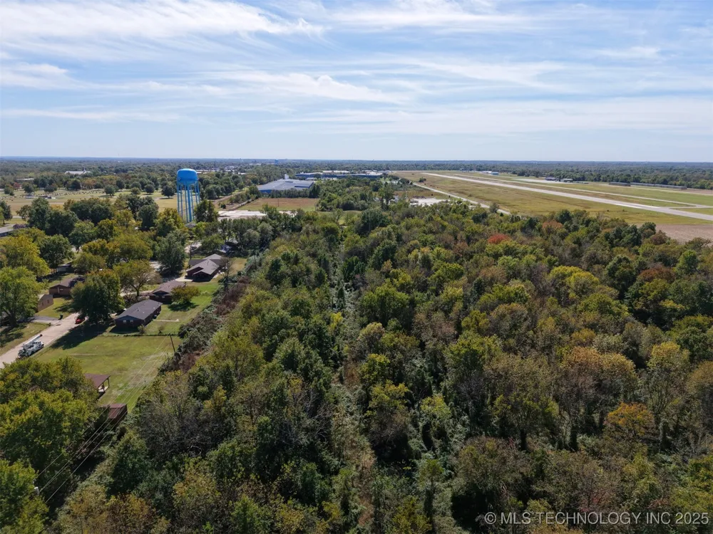 30th Avenue NW Miami, OK 74355