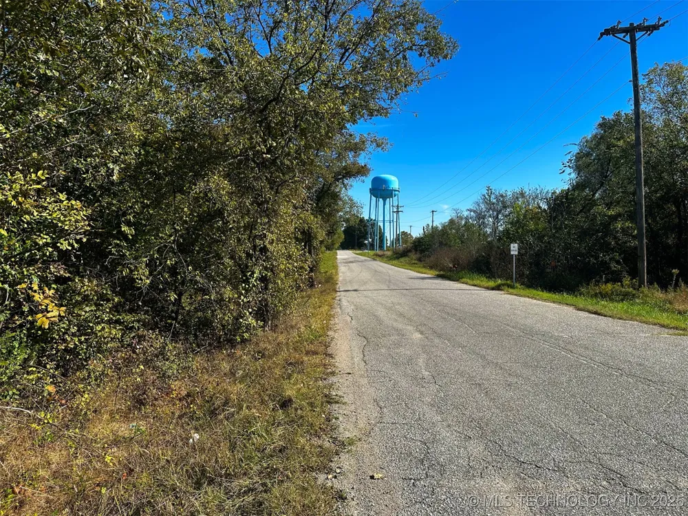 30th Avenue NW Miami, OK 74355