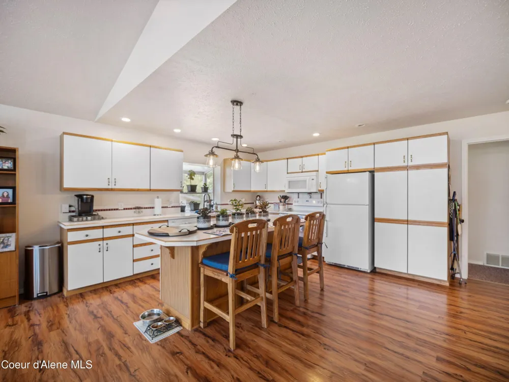 26370 S HINDS DRIVE St. Maries, ID 83861