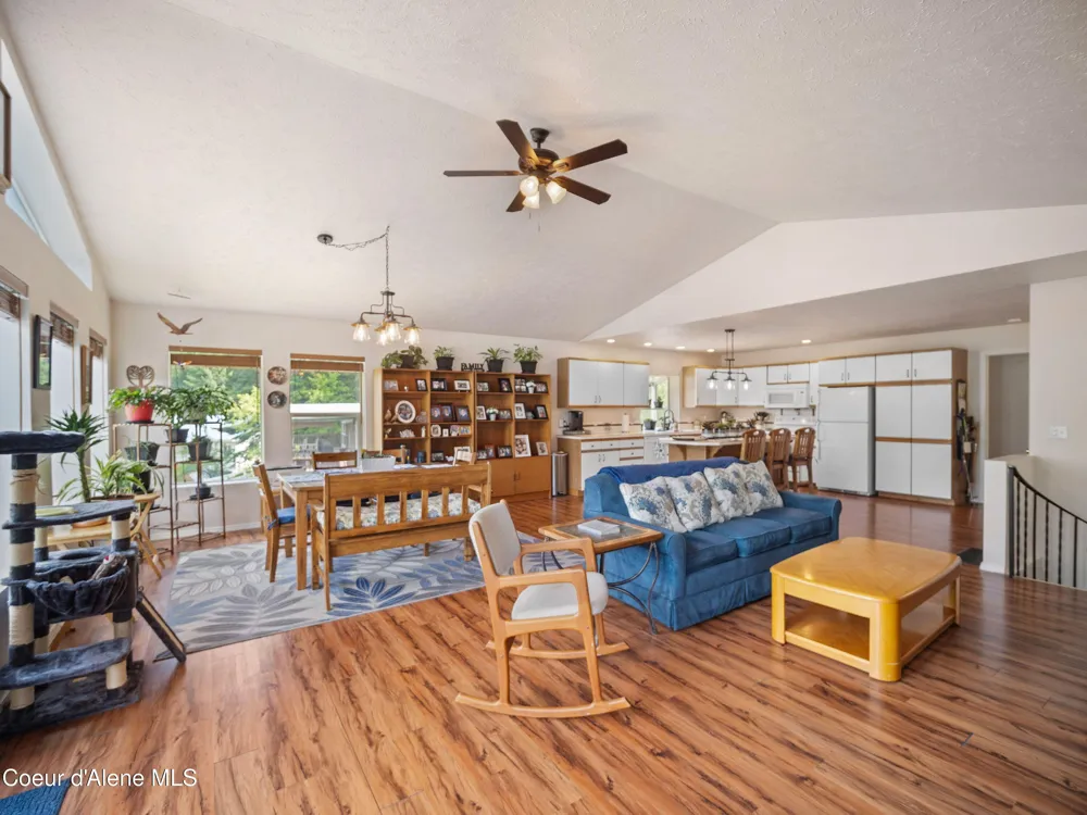 26370 S HINDS DRIVE St. Maries, ID 83861