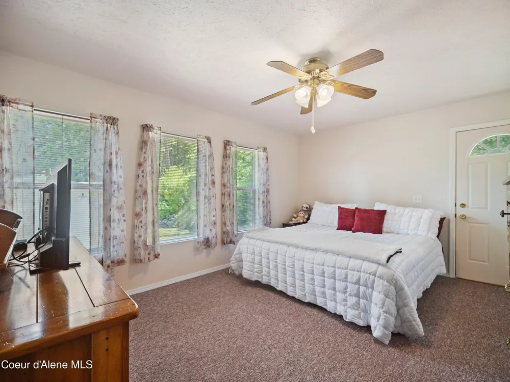 26370 S HINDS DRIVE St. Maries, ID 83861