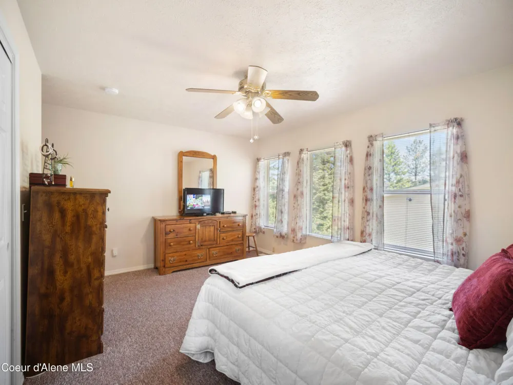 26370 S HINDS DRIVE St. Maries, ID 83861