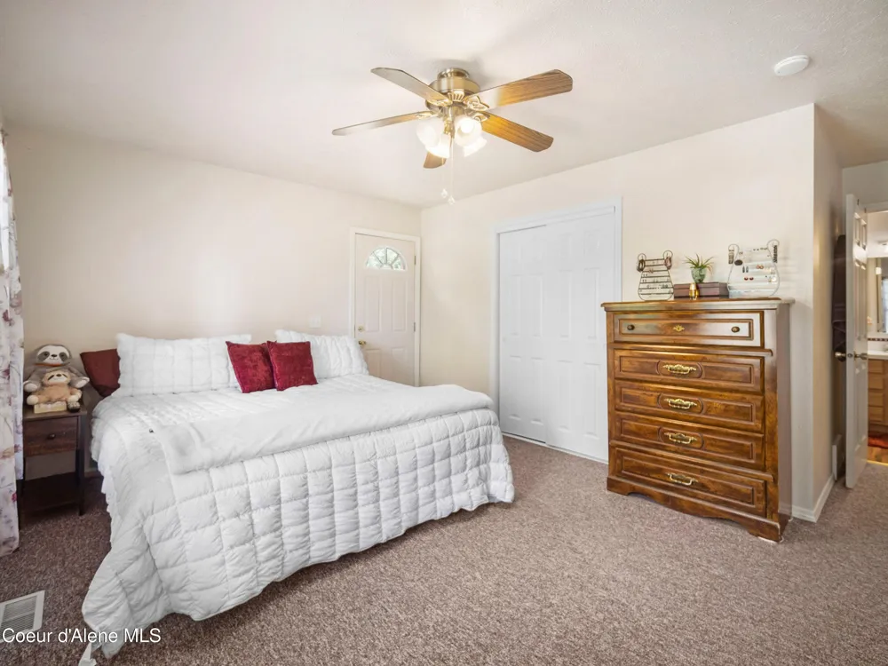 26370 S HINDS DRIVE St. Maries, ID 83861
