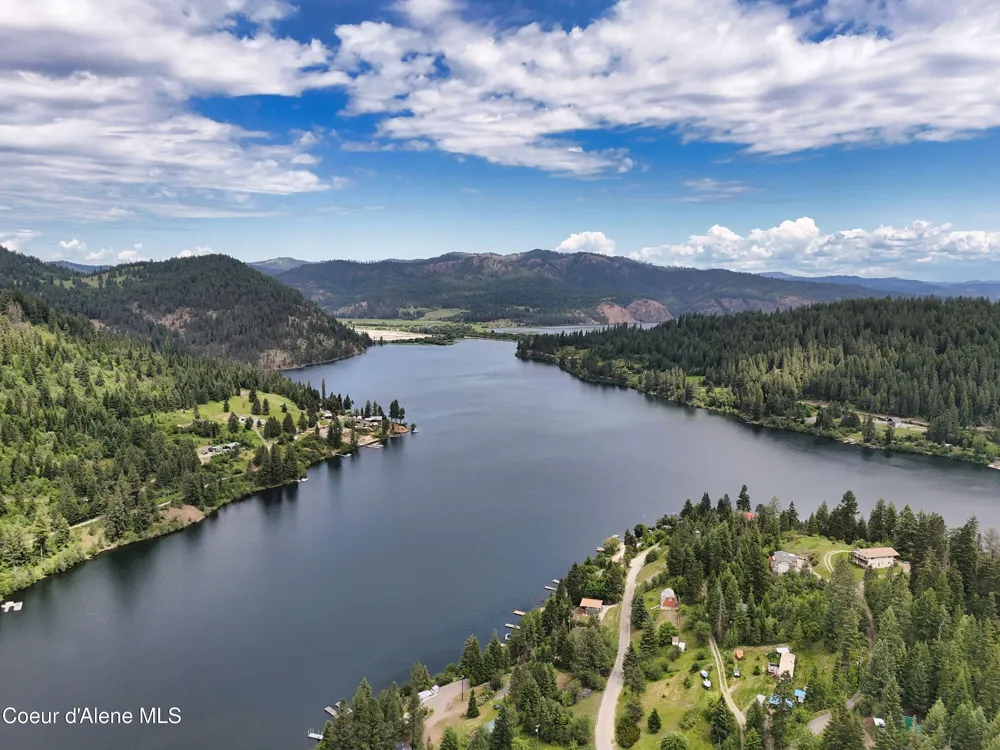 26370 S HINDS DRIVE St. Maries, ID 83861