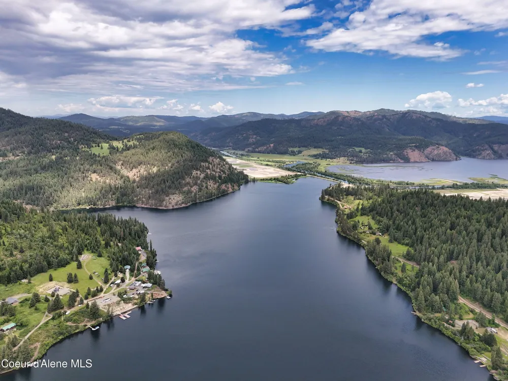 26370 S HINDS DRIVE St. Maries, ID 83861