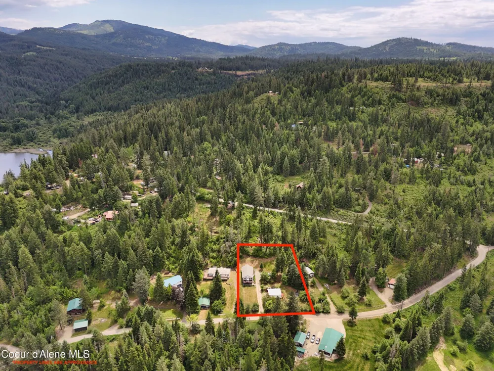 26370 S HINDS DRIVE St. Maries, ID 83861