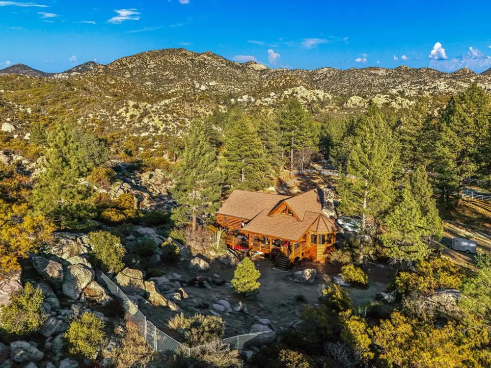 60766 Table Mountain Road Mountain Center, CA 92561