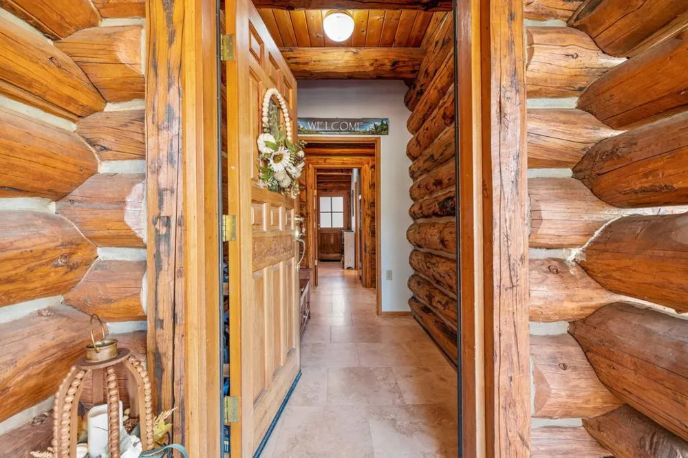 60766 Table Mountain Road Mountain Center, CA 92561