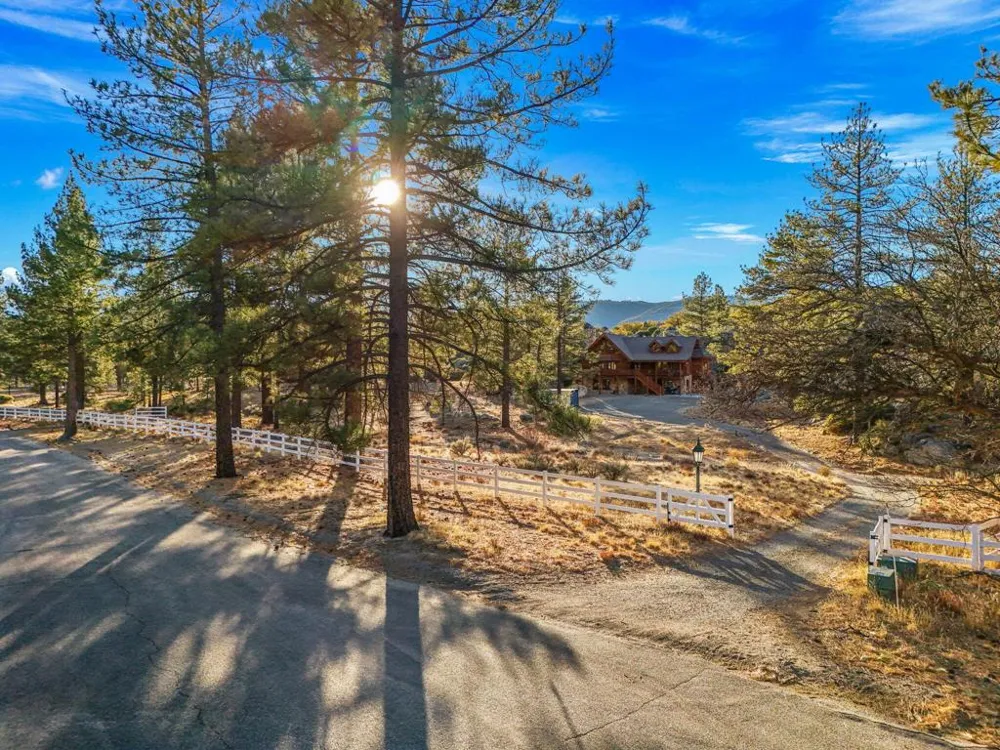 60766 Table Mountain Road Mountain Center, CA 92561