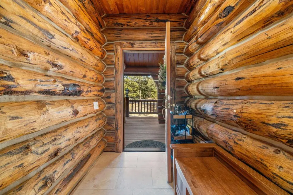 60766 Table Mountain Road Mountain Center, CA 92561