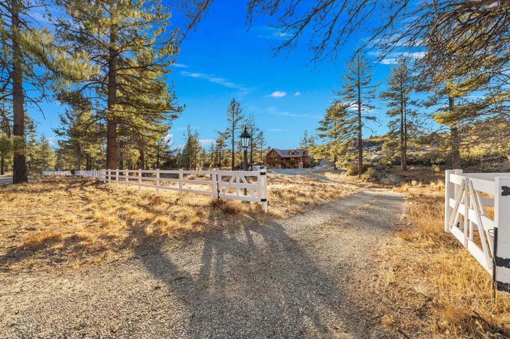 60766 Table Mountain Road Mountain Center, CA 92561