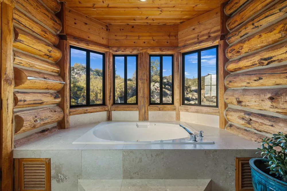 60766 Table Mountain Road Mountain Center, CA 92561