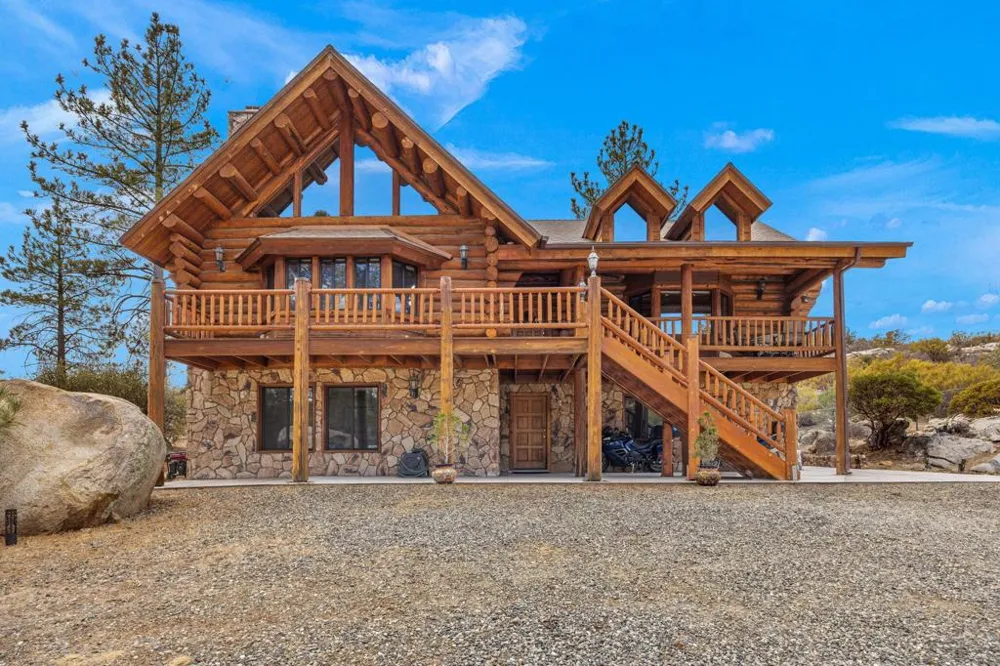 60766 Table Mountain Road Mountain Center, CA 92561