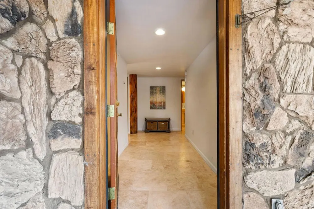 60766 Table Mountain Road Mountain Center, CA 92561