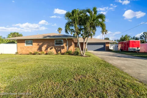360 E Riviera Boulevard