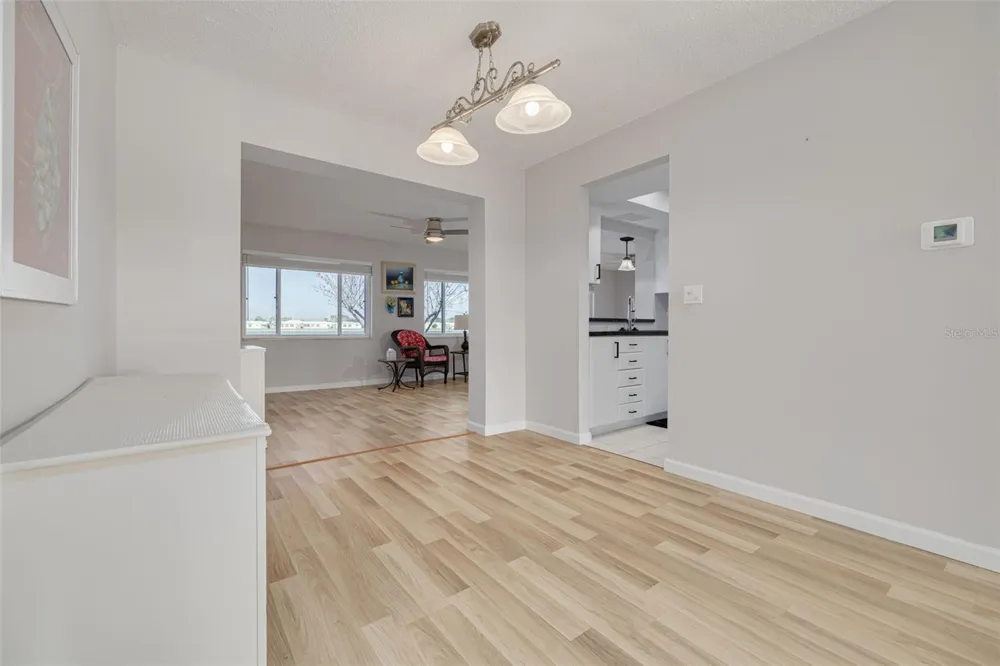 9705 MAINLANDS BOULEVARD W Pinellas Park, FL 33782