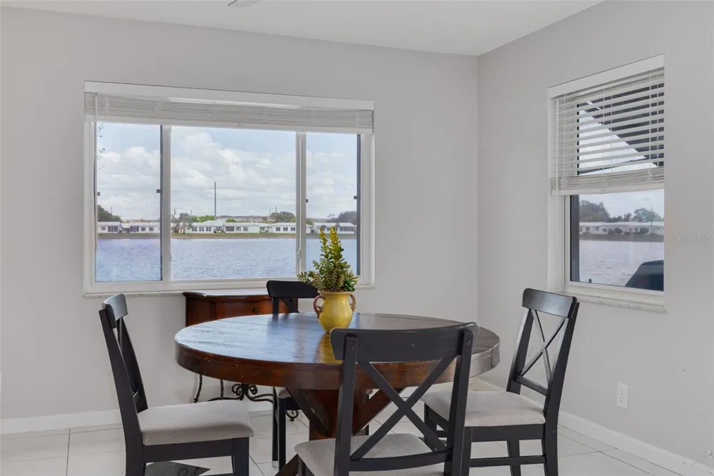 9705 MAINLANDS BOULEVARD W Pinellas Park, FL 33782
