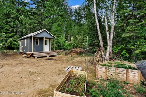 537 E Wrenco Road