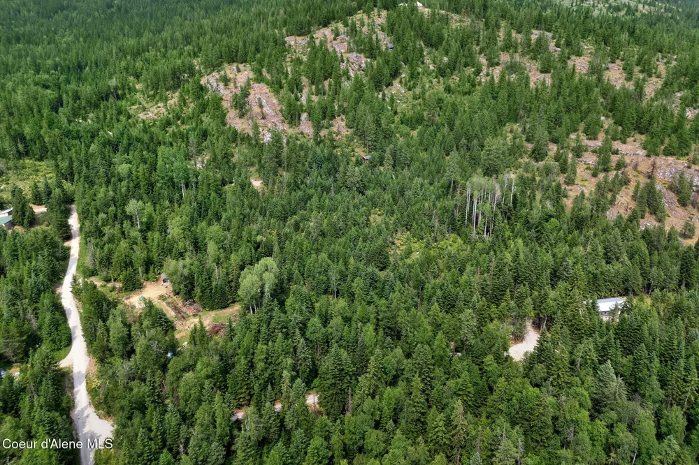 537 E Wrenco Road Sandpoint, ID 83864