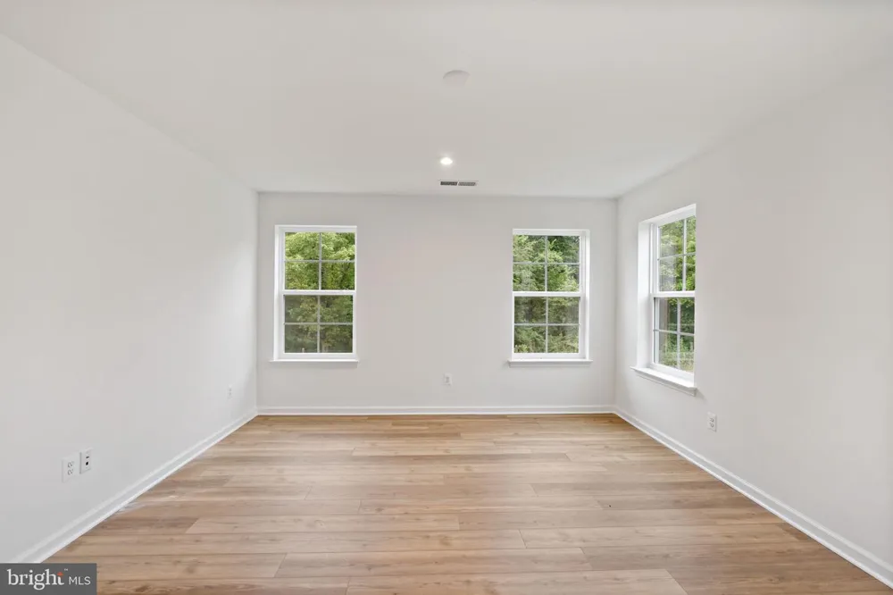 OUTRIGGER ROAD #SKYLARK Inwood, WV 25428