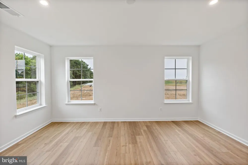 OUTRIGGER ROAD #SKYLARK Inwood, WV 25428