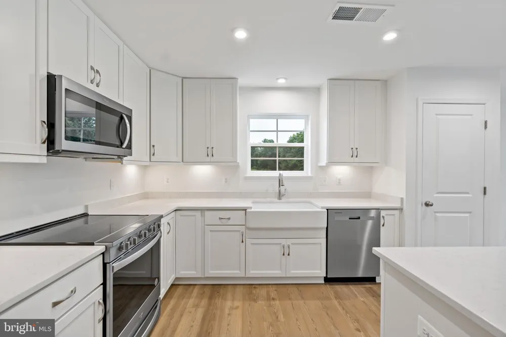 OUTRIGGER ROAD #SKYLARK Inwood, WV 25428