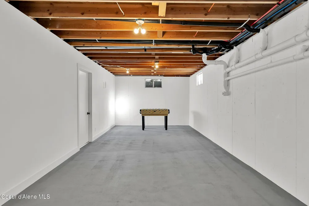 1810 W Honeysuckle Ave. Hayden, ID 83835