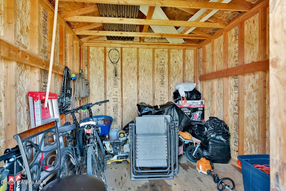 1810 W Honeysuckle Ave. Hayden, ID 83835
