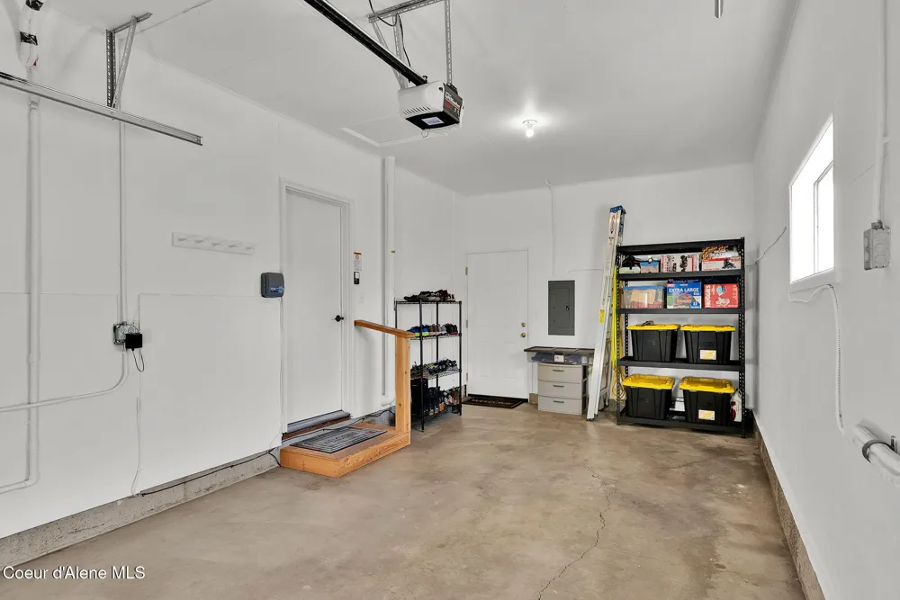 1810 W Honeysuckle Ave. Hayden, ID 83835