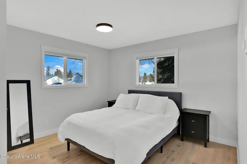 1810 W Honeysuckle Ave. Hayden, ID 83835