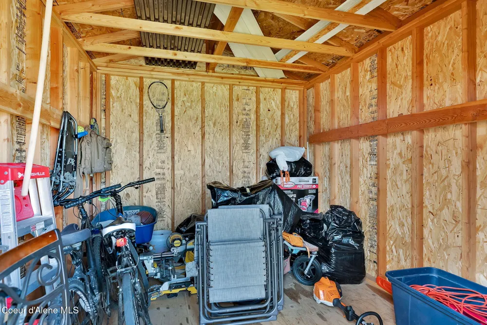 1810 W Honeysuckle Ave. Hayden, ID 83835