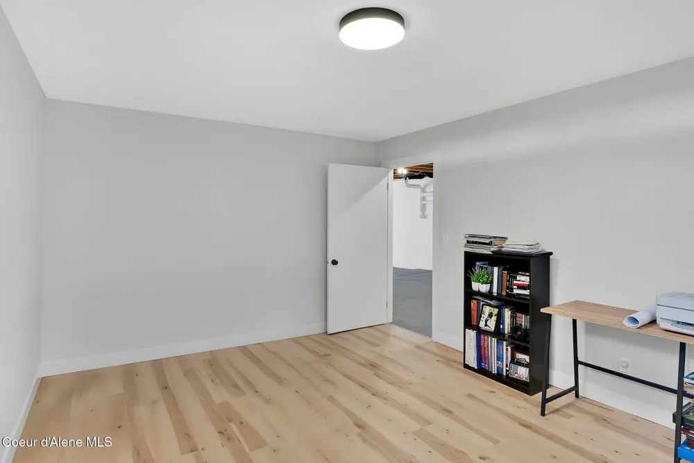 1810 W Honeysuckle Ave. Hayden, ID 83835
