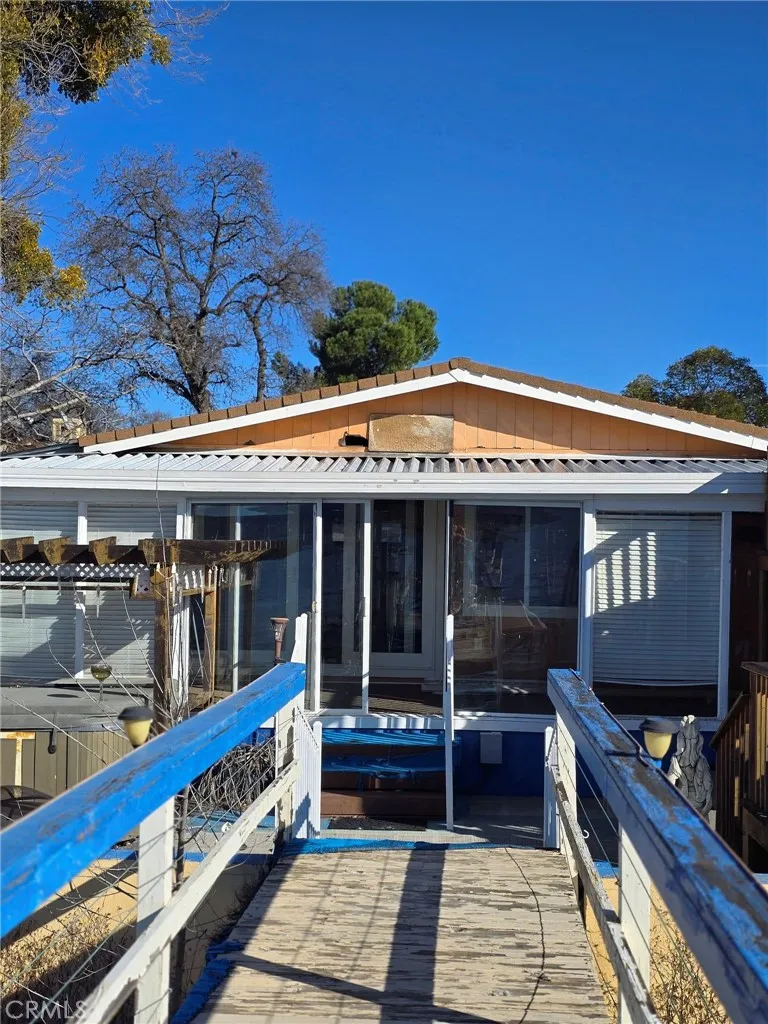 14101 Lakeshore Clearlake, CA 95422