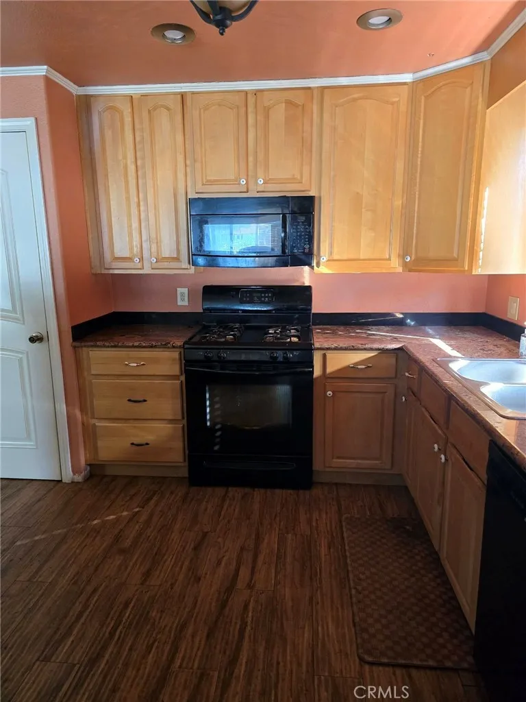 14101 Lakeshore Clearlake, CA 95422