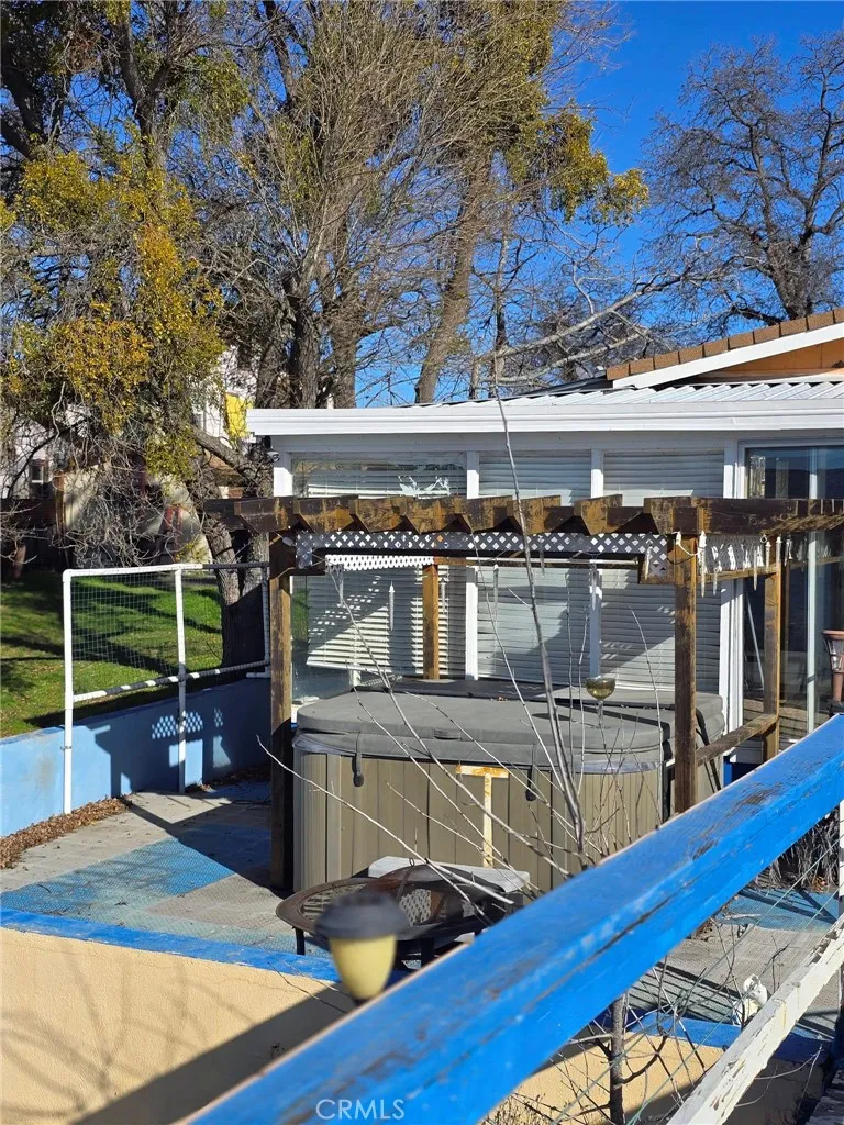 14101 Lakeshore Clearlake, CA 95422