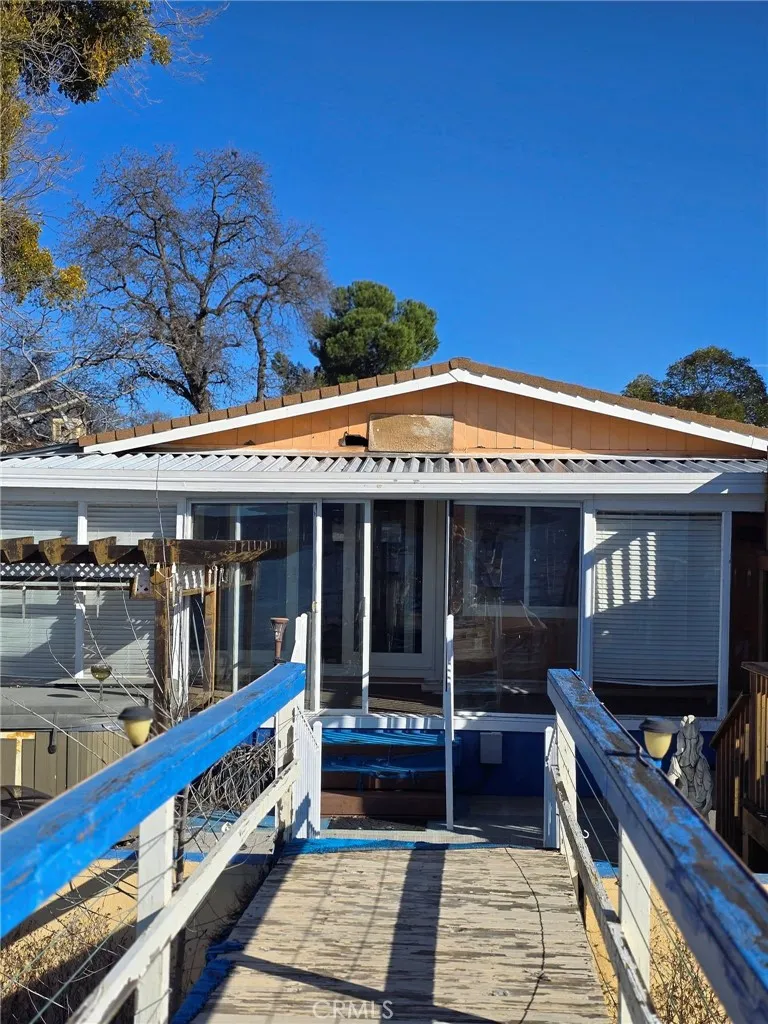 14101 Lakeshore Clearlake, CA 95422