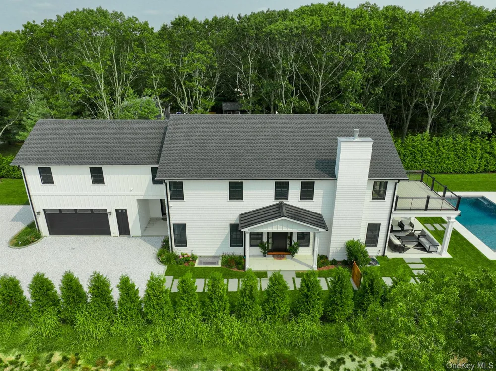 66 Peters Lane Westhampton Beach, NY 11978