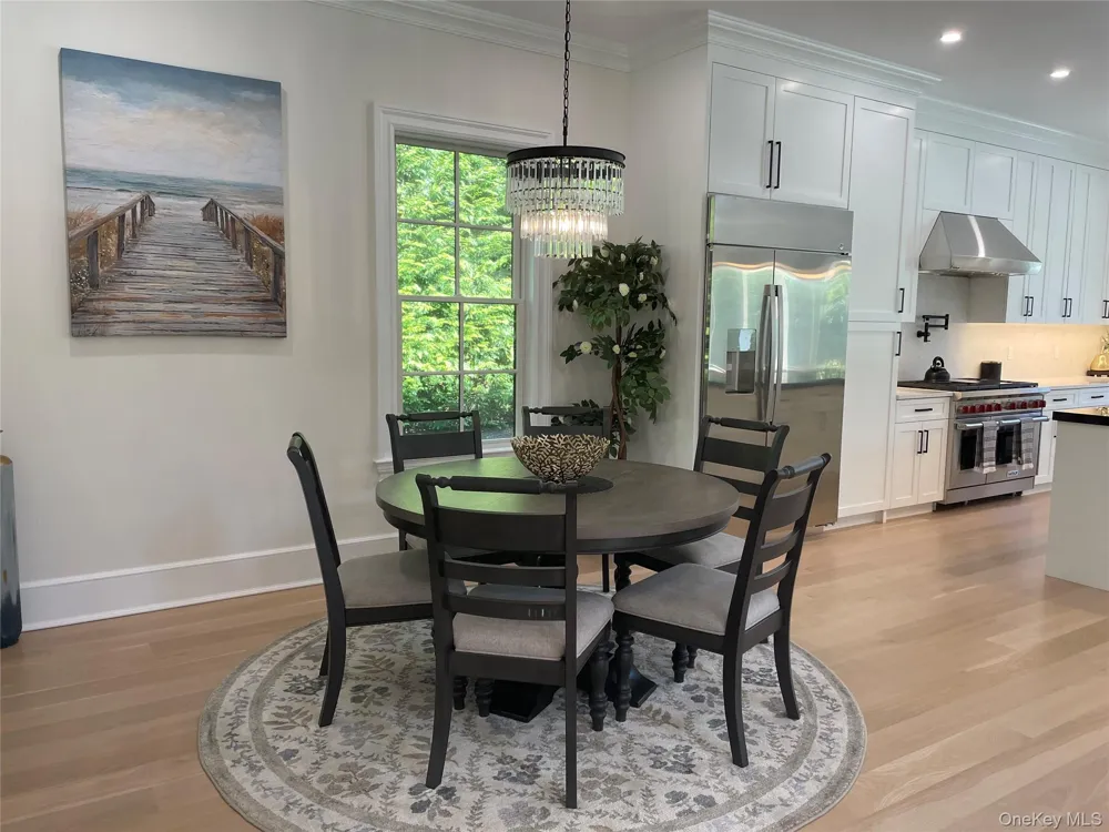 66 Peters Lane Westhampton Beach, NY 11978