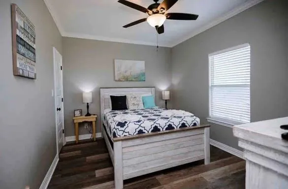 978 Tidelands Drive Port Bolivar, TX 77650
