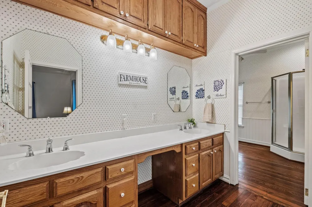 715 E 5th Street Ferris, TX 75125