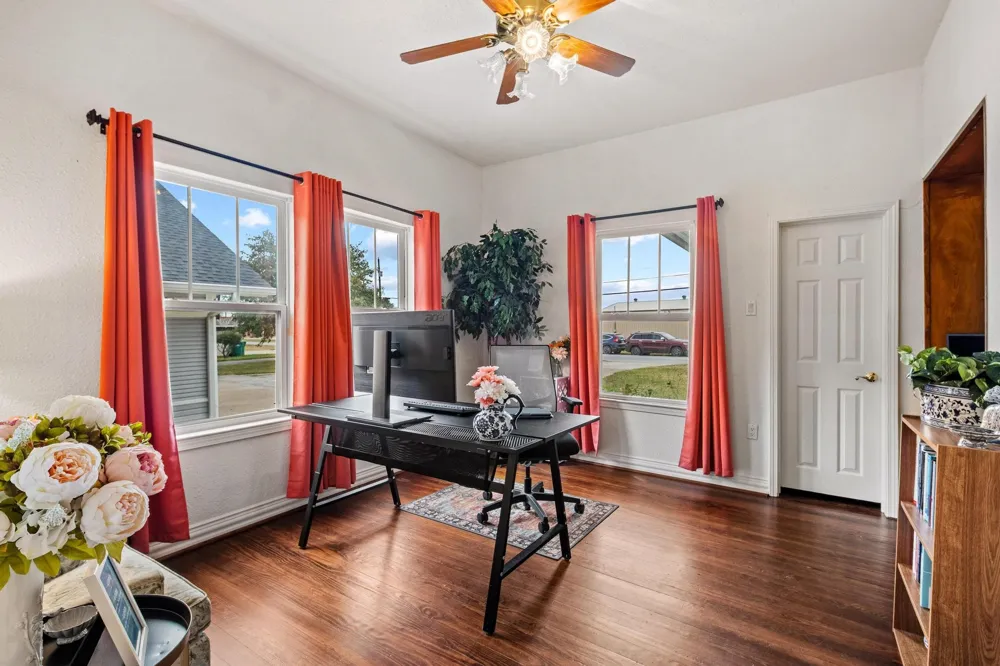 715 E 5th Street Ferris, TX 75125