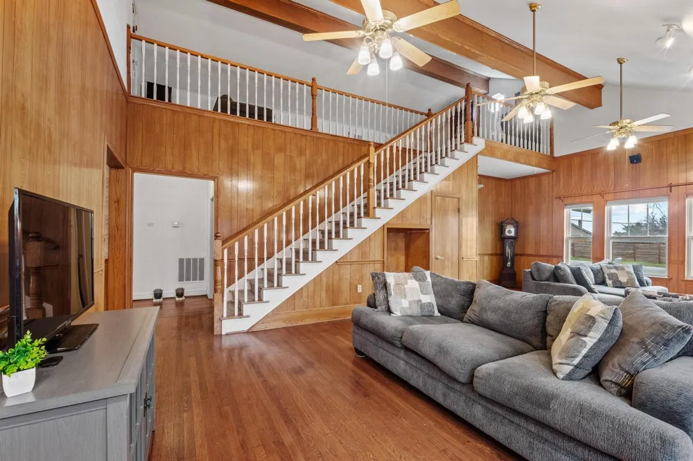 715 E 5th Street Ferris, TX 75125