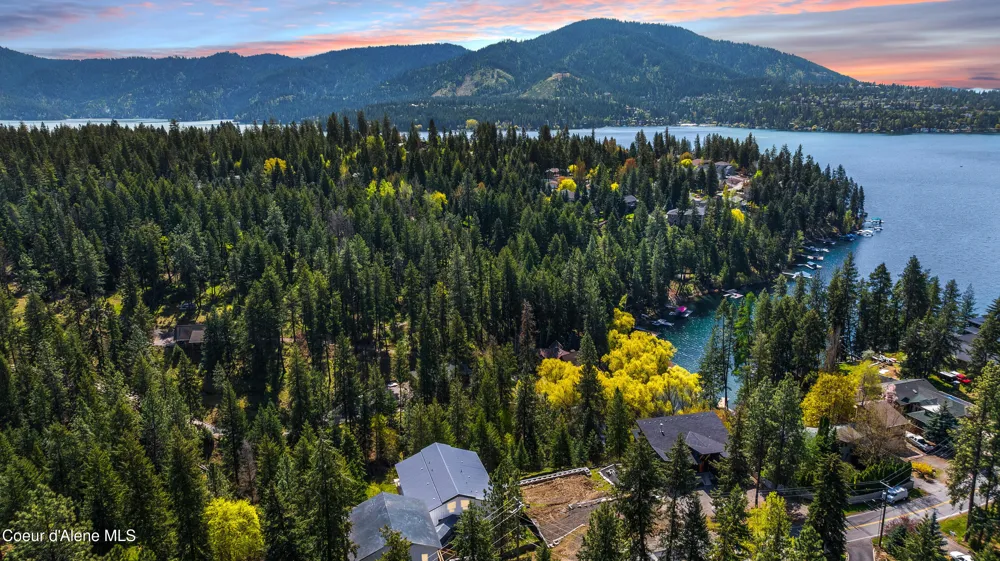 162483 Lakeview Drive Hayden Lake, ID 83835