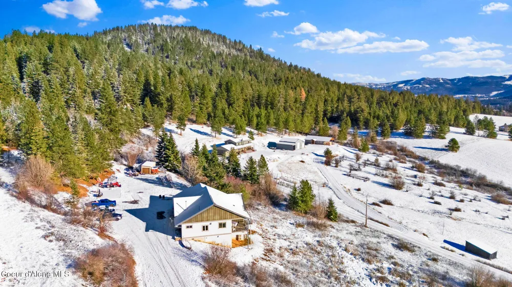 5383 E Van Dusen Road Harrison, ID 83833
