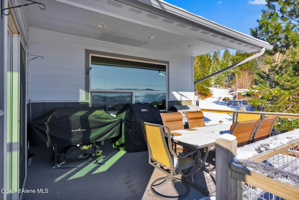 5383 E Van Dusen Road Harrison, ID 83833