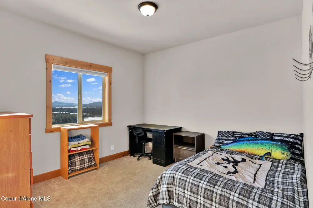 5383 E Van Dusen Road Harrison, ID 83833