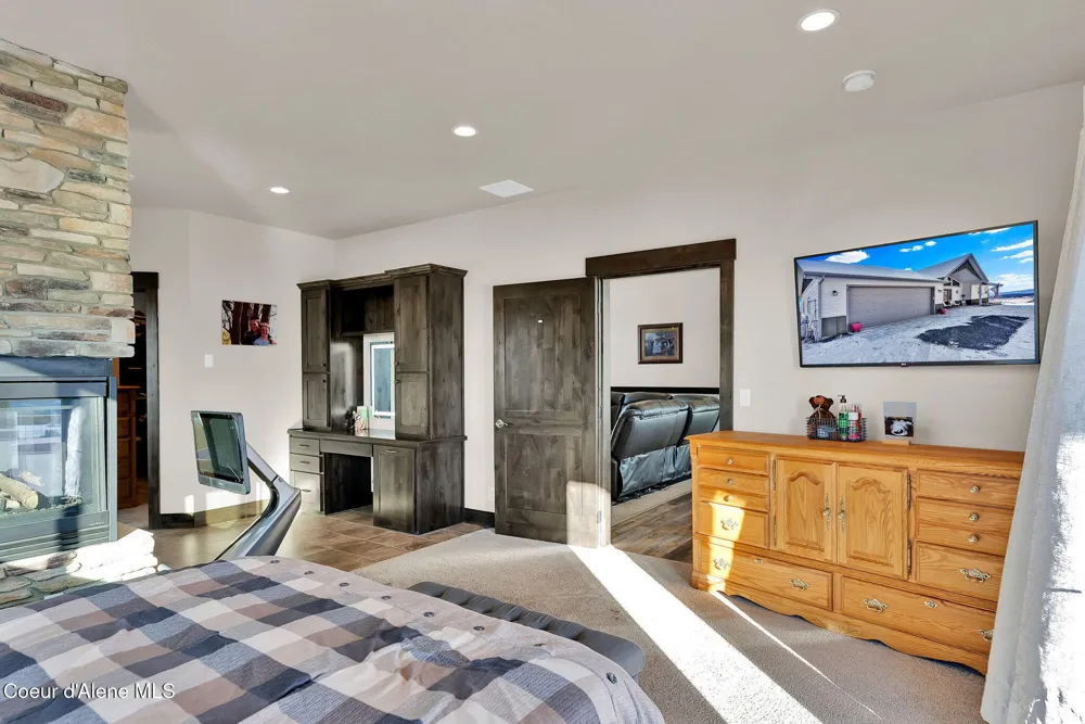 5383 E Van Dusen Road Harrison, ID 83833