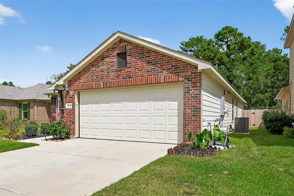 21222 Bush Brook Bend Path Tomball, TX 77377