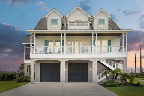 14432 Spyglass Circle