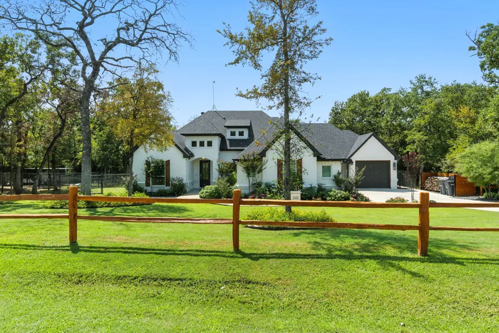 1001 Trinity Oaks Road Weatherford, TX 76087